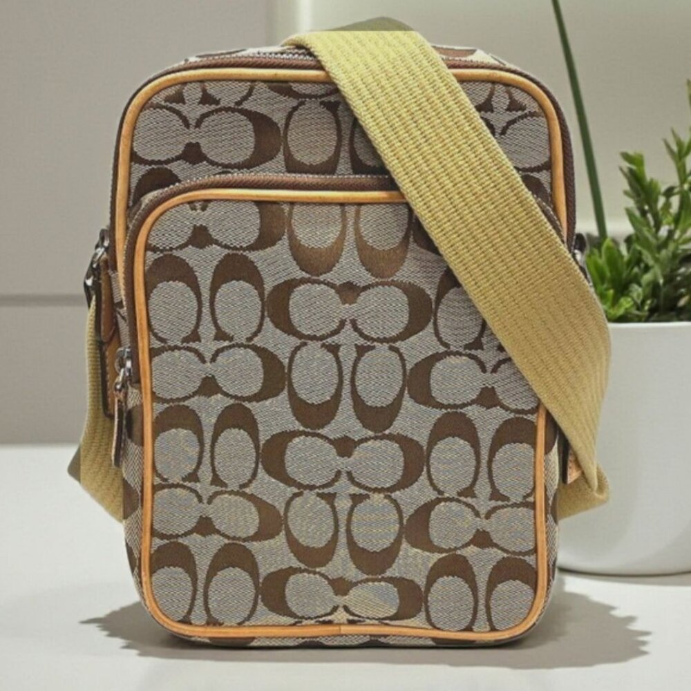 2003 Coach Signature Canvas Flight/Camera Shoulder/Crossbody Bag